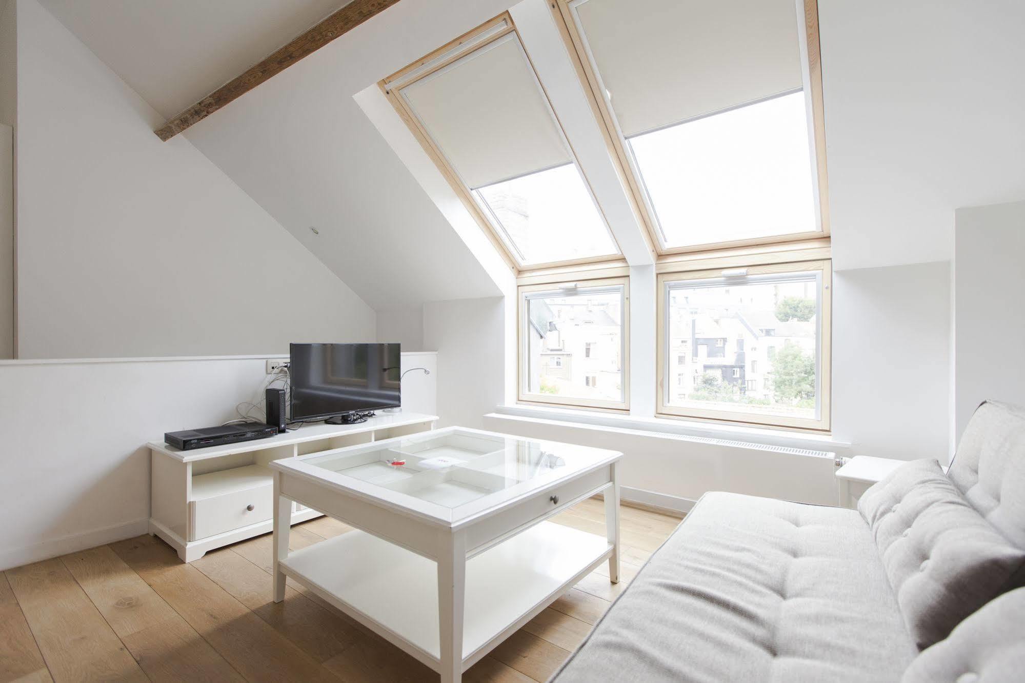Louise Uptown Apartments Brussels Exterior photo